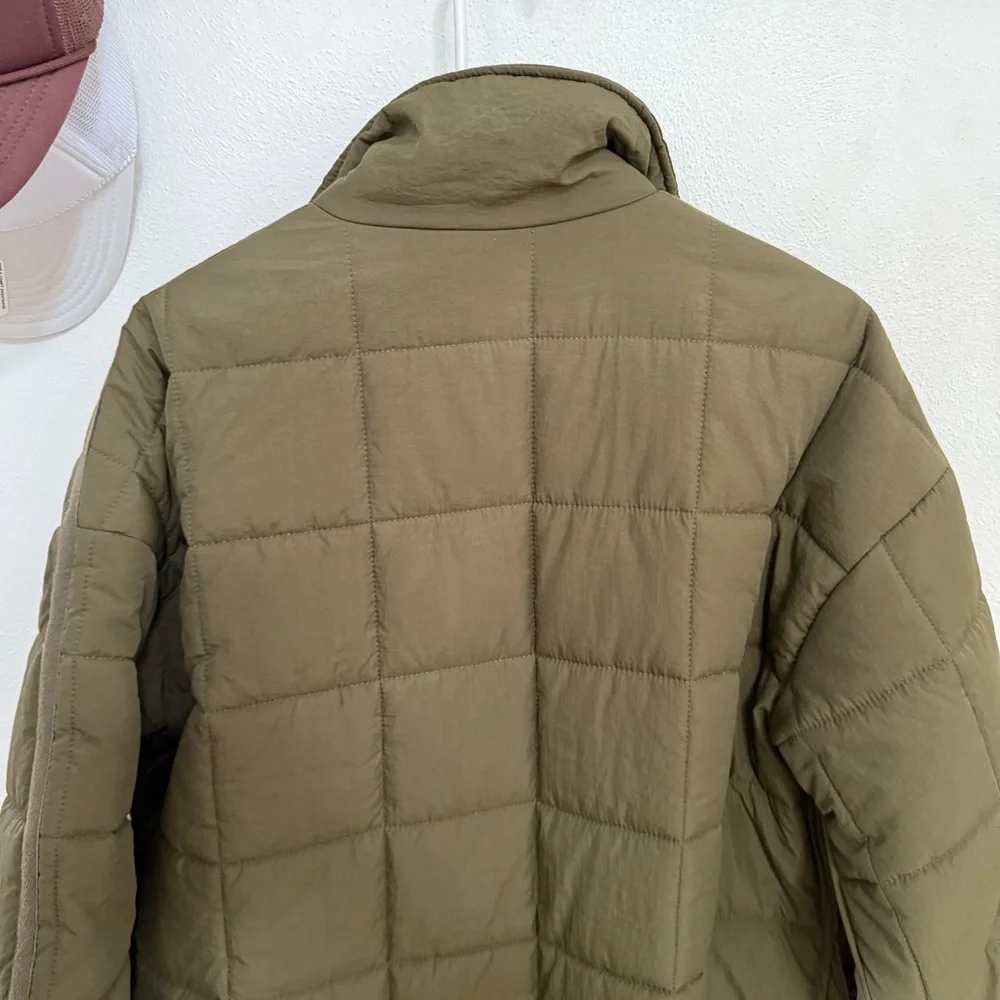 N/A quilted olive
